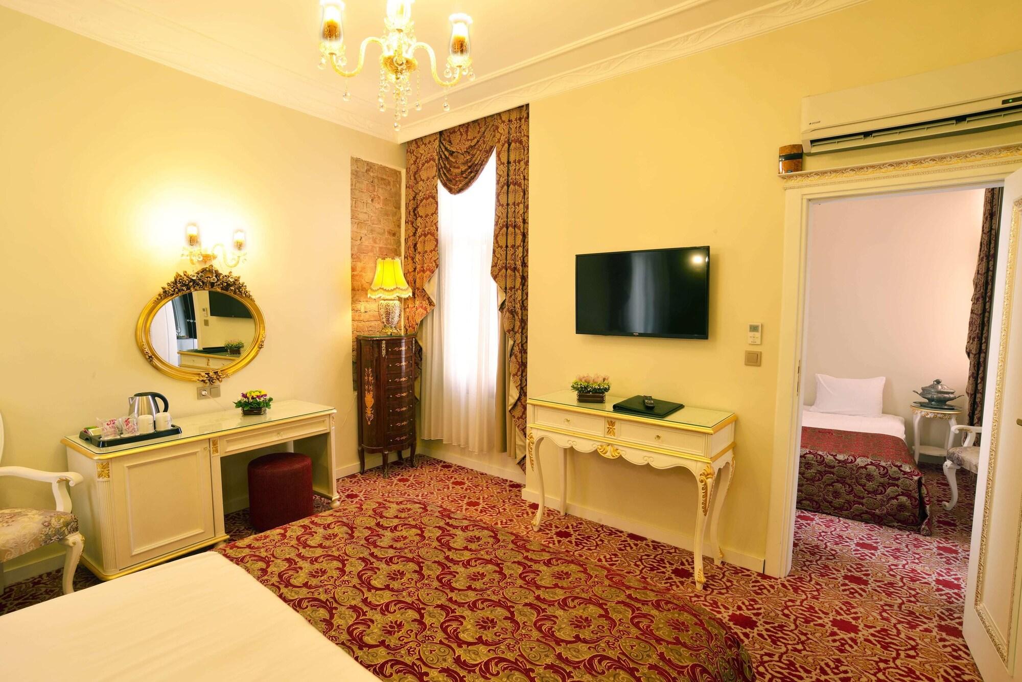 איסטמבול By Murat Crown Hotel Taksim מראה חיצוני תמונה