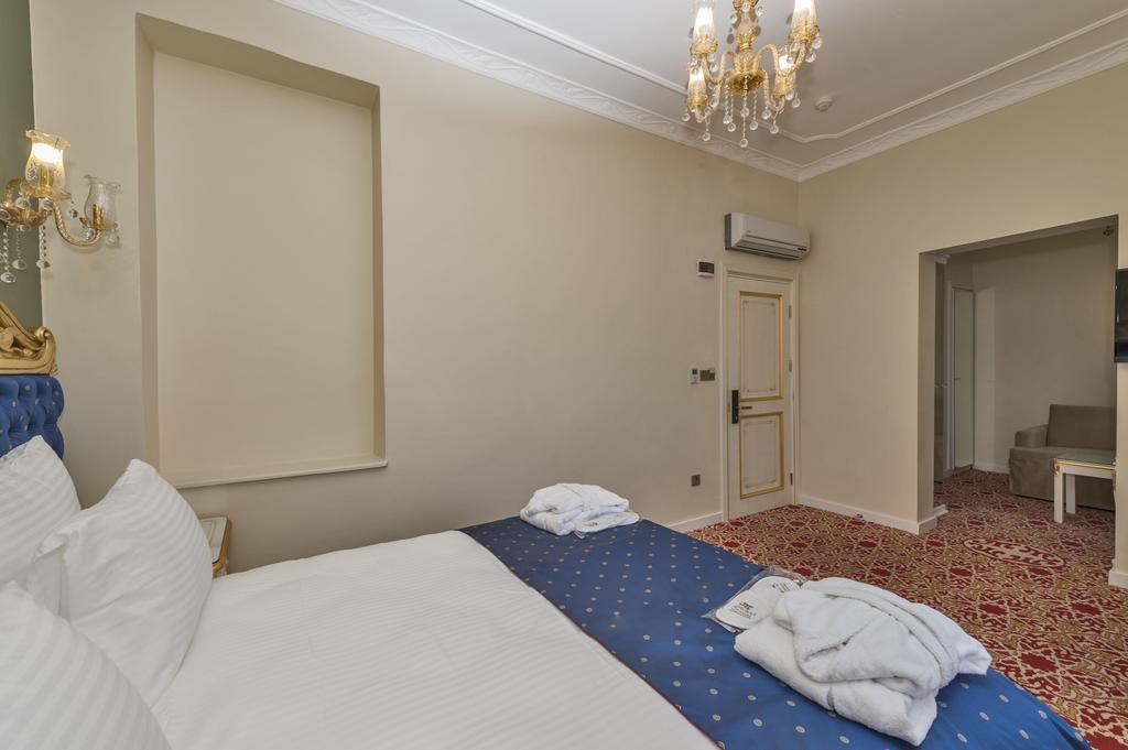 איסטמבול By Murat Crown Hotel Taksim מראה חיצוני תמונה