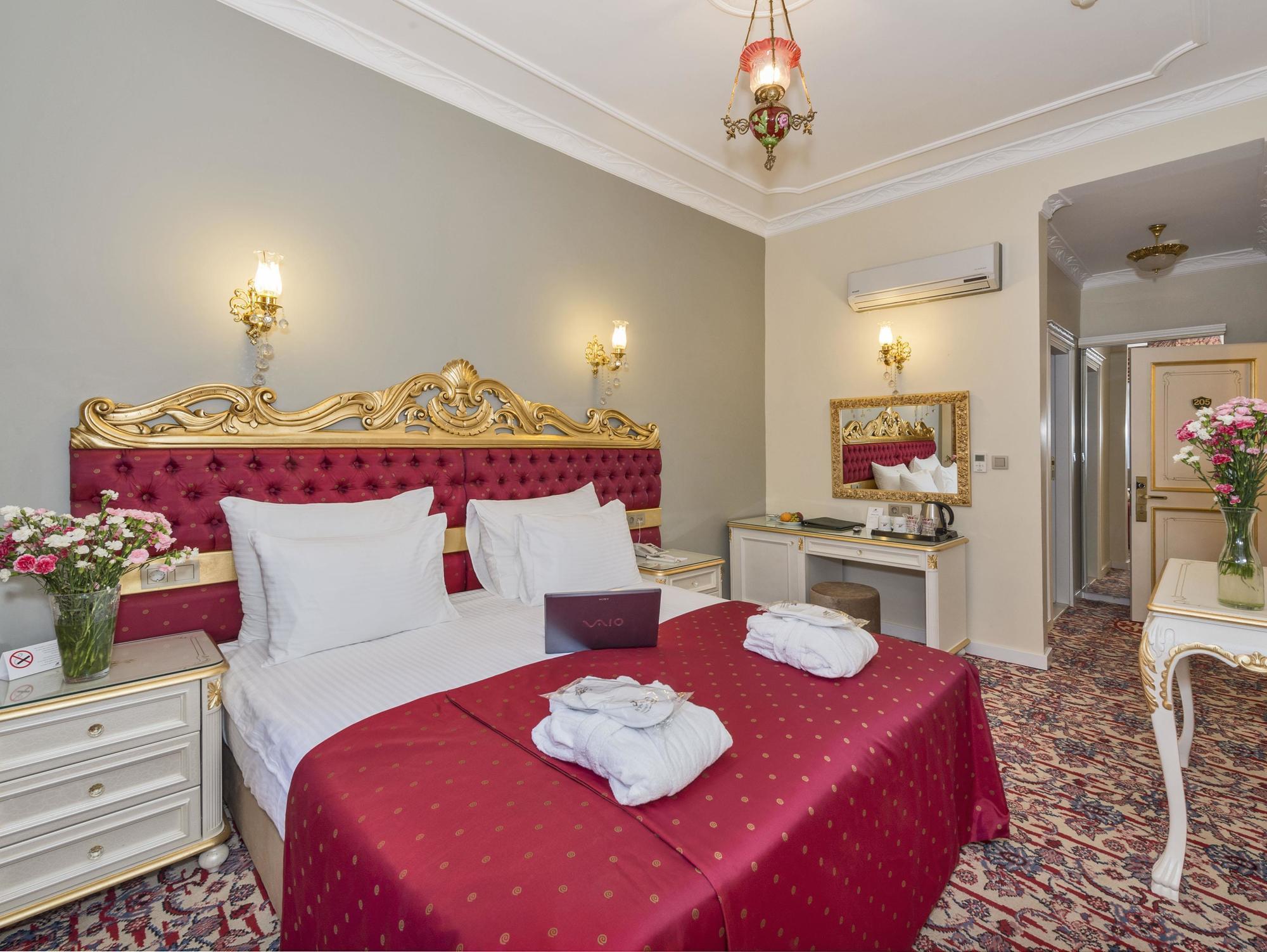 איסטמבול By Murat Crown Hotel Taksim מראה חיצוני תמונה