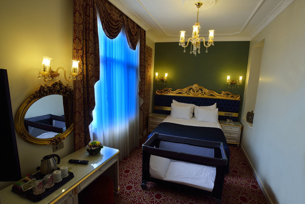 איסטמבול By Murat Crown Hotel Taksim מראה חיצוני תמונה